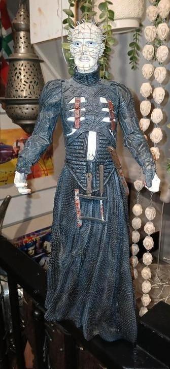 Neca Hellraiser pinhead  beschikbaar voor biedingen
