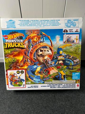 Hot Wheels Monster Truck -  Vulkaan / Garage beschikbaar voor biedingen