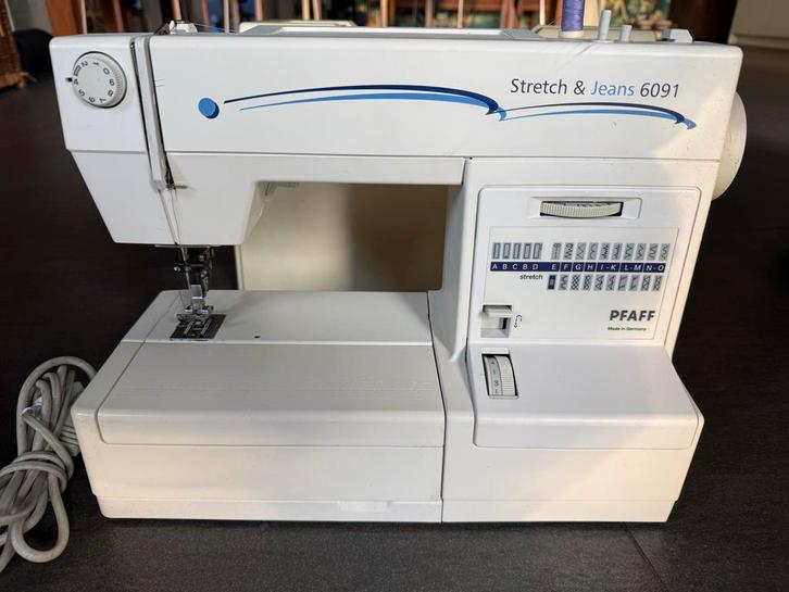 Pfaff Stretch & Jeans 6091 Naaimachine, Hobby en Vrije tijd, Naaimachines en Toebehoren, Zo goed als nieuw, Naaimachine, Pfaff