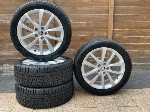 Skoda Superb 18 inch origineel velgen met winterbanden, Auto-onderdelen, Banden en Velgen, Banden en Velgen, Winterbanden, 18 inch