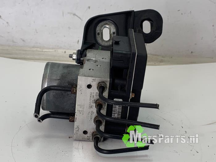 ABS Pomp van een Opel Corsa, Gebruikt, -, -, Opel
