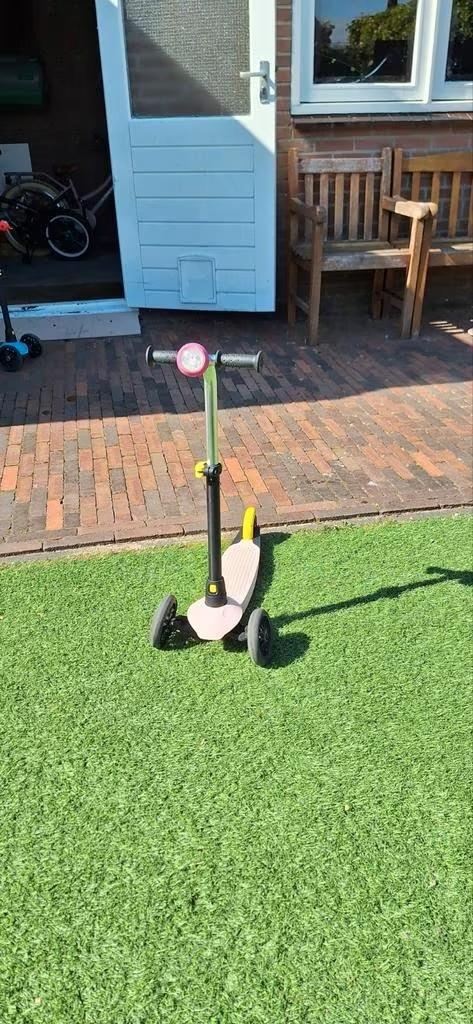 Oxelo driewieler step voor kinderen, Kinderen en Baby's, Speelgoed | Buiten | Voertuigen en Loopfietsen, Zo goed als nieuw, Overige typen