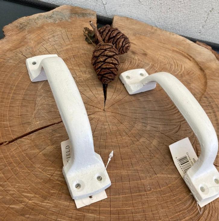 GIETIJZEREN DEURHANDVAT STRAK WIT NIEUW, Antiek en Kunst, Curiosa en Brocante, Ophalen of Verzenden