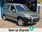 Peugeot Partner MPV 1.6-16V VTC 2004 Trekhaak NAP, Stof, Gebruikt, Zwart, 4 cilinders