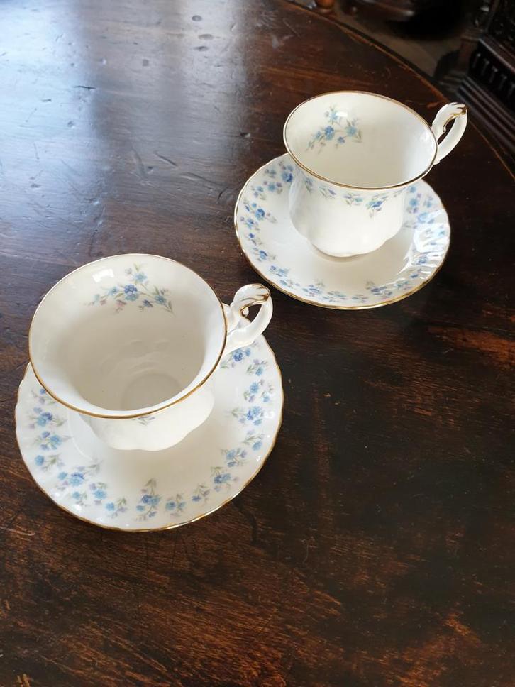Royal Albert/Memory lane dames kop en schotels  12x, Antiek en Kunst, Antiek | Servies los, Ophalen of Verzenden