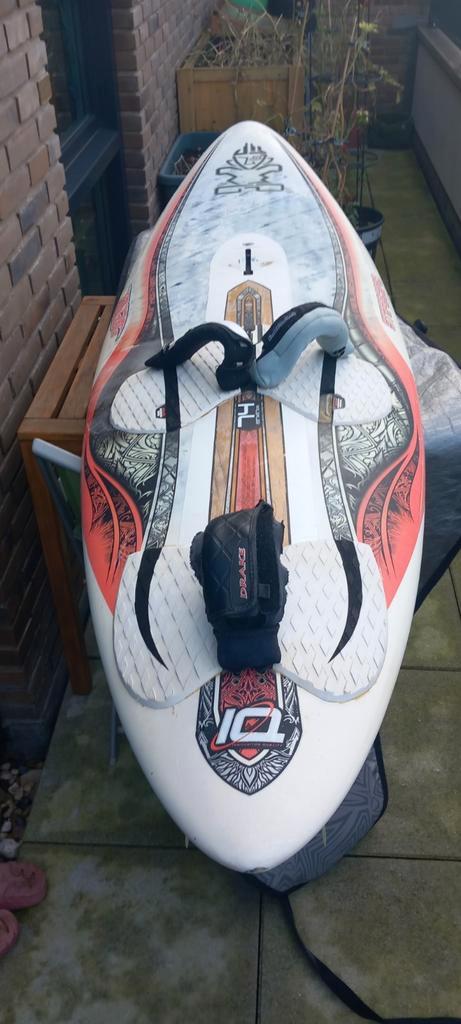 Starboard Quad 75 liter windsurfplank incl boardbag, Watersport en Boten, Windsurfen, Gebruikt, Plank, Ophalen