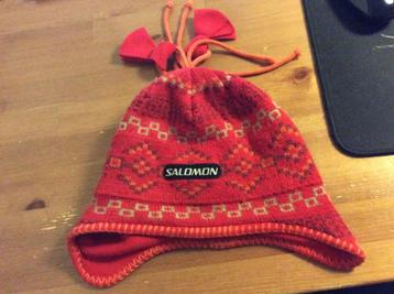 Salomon muts rood gebreid en fleece beschikbaar voor biedingen