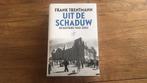 Uit de schaduw - De Duitsers 1942 - 2022, Ophalen of Verzenden, Zo goed als nieuw, Frank Trentmann