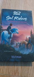 Helena Dahlgren - Het eiland van de paarden, Boeken, Kinderboeken | Jeugd | 10 tot 12 jaar, Ophalen of Verzenden, Zo goed als nieuw