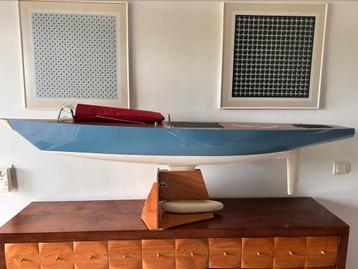 K klasse zeilboot nieuw met alle toebehoren beschikbaar voor biedingen