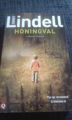Honingval - Unni Lindell, Ophalen of Verzenden, Zo goed als nieuw, Unni Lindell, Scandinavië