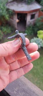 (1)Romeins bronzen kruisboog fibula, Bodemvondst, Ophalen of Verzenden