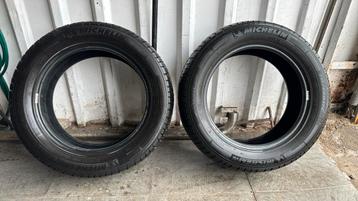 2x Michelin Agilis 215/60-17 beschikbaar voor biedingen