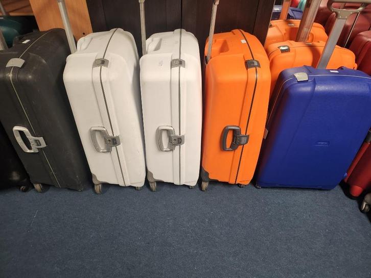 Samsonite Aeris 4 wielen spinners Diverse, Sieraden, Tassen en Uiterlijk, Koffers, Zo goed als nieuw, Hard kunststof, 70 cm of meer