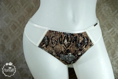 Sapph Savona String - Slangenprint Wit Maat M, Kleding | Dames, Ondergoed en Lingerie, String, Wit, Ophalen of Verzenden