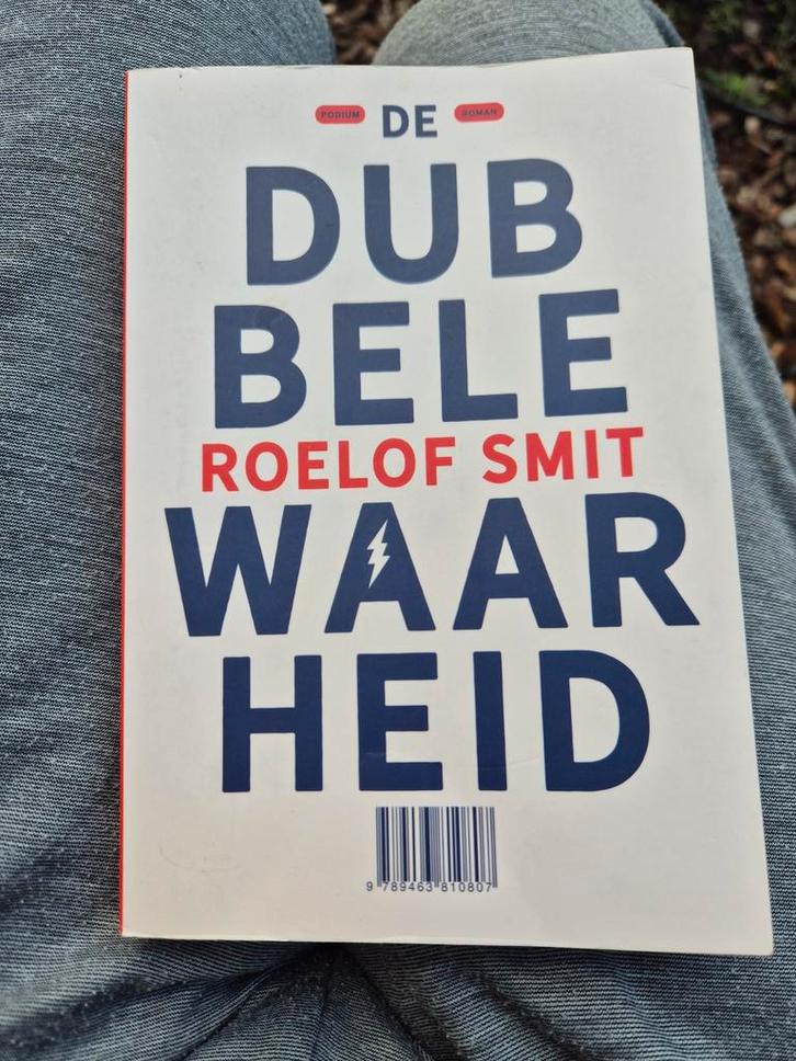 Roelof Smit - De dubbele waarheid, Boeken, Literatuur, Zo goed als nieuw, Nederland, Ophalen of Verzenden