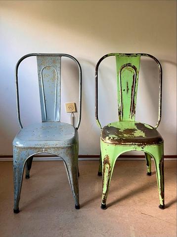 Metalen stoelen - Industrieel design beschikbaar voor biedingen