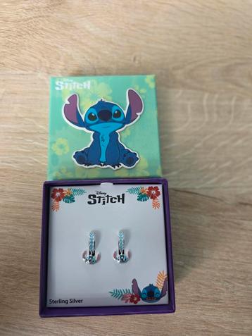 Stitch kinder oorbellen met Swarovski steentjes beschikbaar voor biedingen