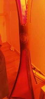 Prachtige handgemaakte vloerlamp met houtsnijwerk, Ophalen of Verzenden, Gebruikt, 150 tot 200 cm