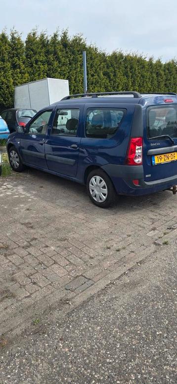 Dacia Logan 1.6i 16v LPG.voor onderdelen plaatwerk Trekhak.. beschikbaar voor biedingen