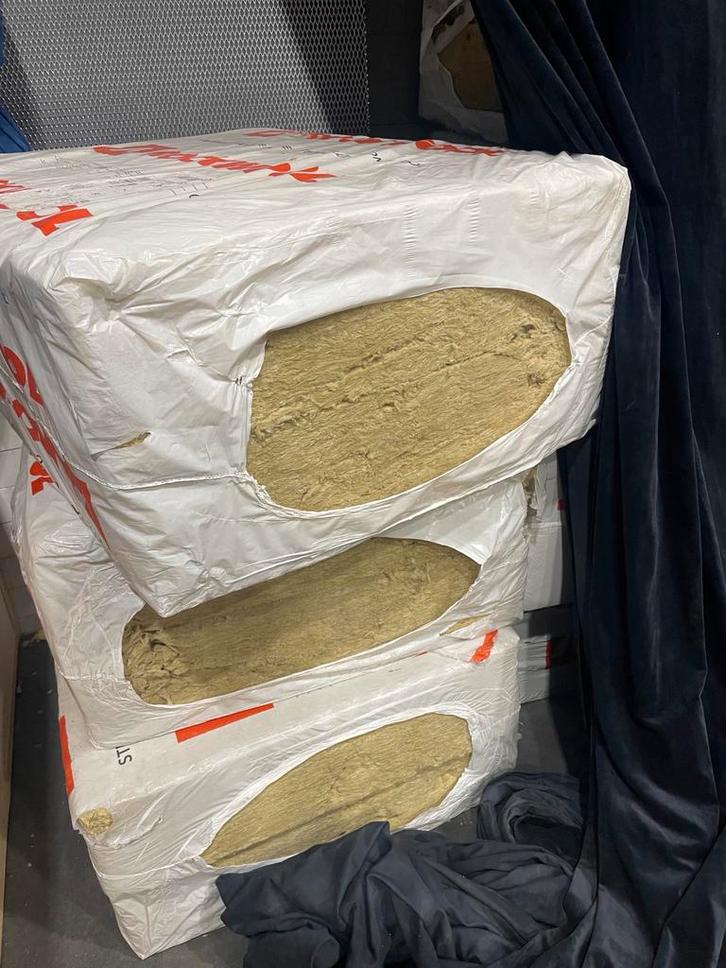 Steenwol Rockwool dikte 21cm  - 8 Pakken 12,8m2, Doe-het-zelf en Verbouw, Isolatie en Afdichting, Nieuw, Vloerisolatie, Muurisolatie