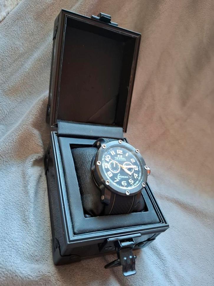 Tw steel horloge, Sieraden, Tassen en Uiterlijk, Horloges | Heren, Zo goed als nieuw, Polshorloge, Overige merken, Staal, Kunststof