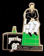 Roland Garros 90 pin, Nieuw, Sport, Speldje of Pin, Verzenden