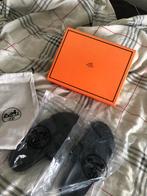 Hermes slippers 44, Kleding | Heren, Schoenen, Slippers, Zwart, Ophalen of Verzenden, Zo goed als nieuw