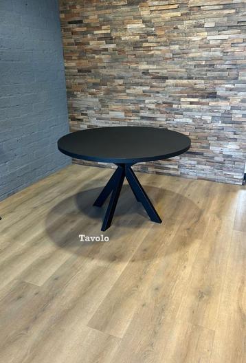 Ronde eettafel I ø 120 cm I Showroom opruiming beschikbaar voor biedingen