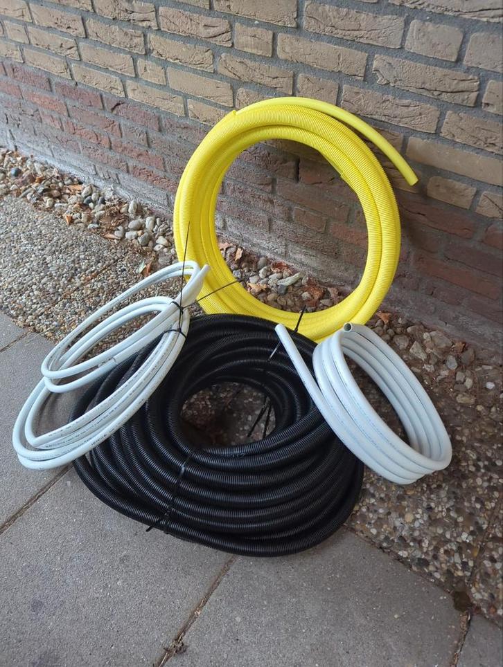 Henco meerlagenbuis restanten + Uponor mantelbuis, Doe-het-zelf en Verbouw, Buizen en Afvoer, Ophalen of Verzenden