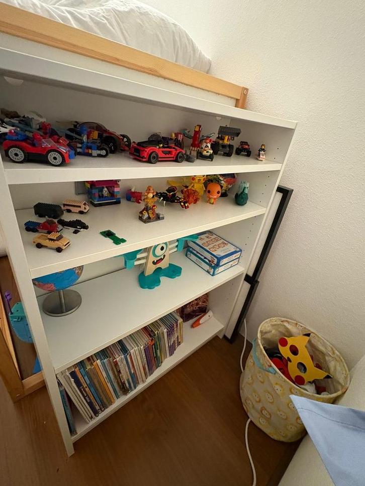 Ikea Billy Kast met extra bovenstuk-Eerst komt, Eerst krijgt, Huis en Inrichting, Kasten | Boekenkasten, Zo goed als nieuw, 50 tot 100 cm