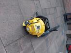 Bladblazer op benzine., Tuin en Terras, Bladblazers, Ophalen, Benzine, Gebruikt, Ruggedragen