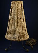 Ventura tafellamp, rieten rotan kap, koper kleur basis. 6C8, Tweedehands verkoop, Tweedehands verkoop, Gebruikt, Ophalen of Verzenden
