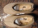 Uggs Tasman mt 39, Kleding | Dames, Schoenen, UGG, Beige, Nieuw, Ophalen of Verzenden