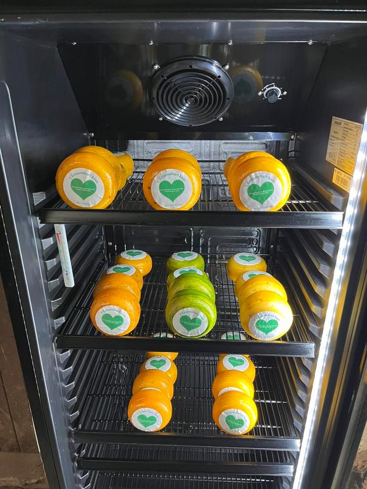 Bij aankoop vanaf 200,00 aan hout gratis kaasje of fles wijn, Huis en Inrichting, Woonaccessoires | Wandplanken en Boekenplanken