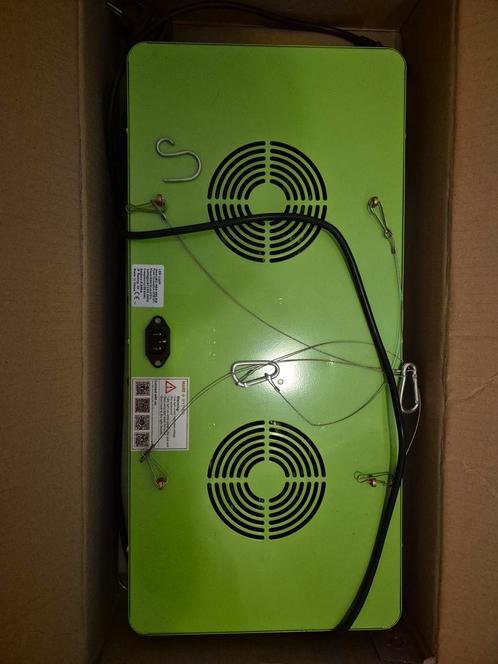 LED Kweeklamp 187W - Nieuw!, Doe-het-zelf en Verbouw, Bouwverlichting, Nieuw, Lamp, 50 tot 200 watt, Ophalen