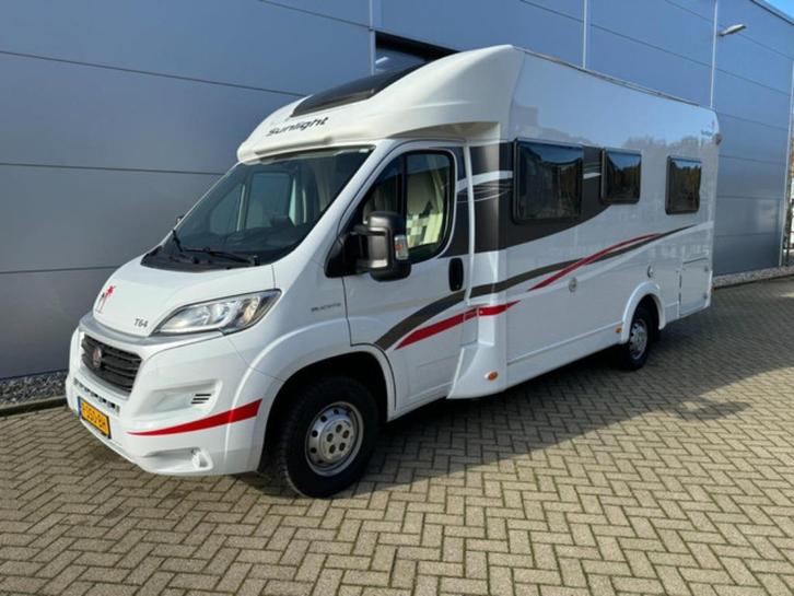 Sunlight T64, bj 2016, 130 PK, EURO 5 met APK en BOVAG, Caravans en Kamperen, Campers, Particulier, tot en met 4, Half-integraal