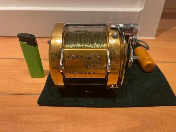 Penn Internationaal 30 biggam reel, rechtshandig, Watersport en Boten, Hengelsport | Zeevissen, Gebruikt, Molen, Ophalen of Verzenden