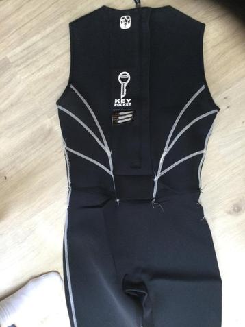 Jobe Wetsuit mouwloos mt L beschikbaar voor biedingen