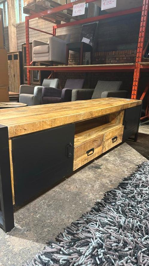 NIEUW tv meubel bas 200cm, Huis en Inrichting, Kasten | Televisiemeubels, Nieuw, Minder dan 100 cm, 25 tot 50 cm, Ophalen