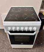 INDESIT keramische kookplaat met elektrische heteluchtoven, Witgoed en Apparatuur, Fornuizen, Italie, Www.indesit.com, Keramisch