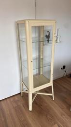 Vitrinekast Ikea, Glas, 25 tot 50 cm, Zo goed als nieuw, Ophalen