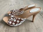 BIJNA NIEUW!!! Hoge polka dot kleppers Scholl maat 40, Kleding | Dames, Schoenen, Scholl, Bruin, Zo goed als nieuw, Sandalen of Muiltjes