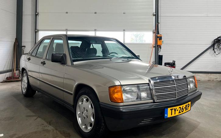 Mercedes-Benz 190-Serie 2.3, Auto's, Mercedes-Benz, Particulier, 190-Serie, Benzine, Sedan, Handgeschakeld, Origineel Nederlands