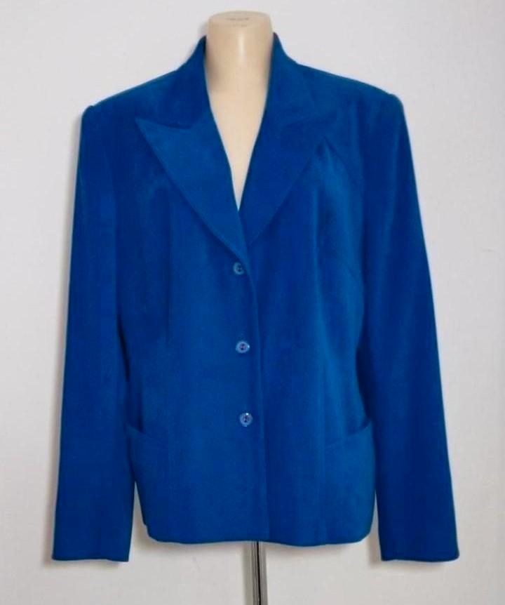 Indigoblauwe designer blazer van Edgar Vos, Kleding | Dames, Jasjes, Kostuums en Pakken, Zo goed als nieuw, Jasje, Maat 46/48 (XL) of groter