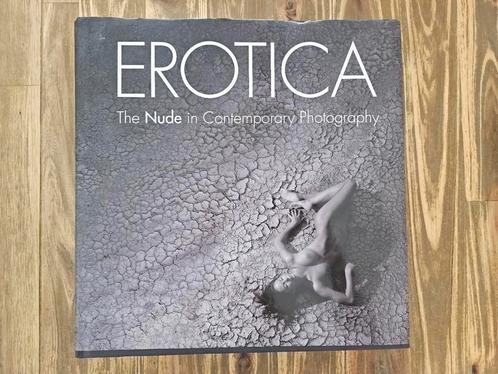 Erotica – Andrej Kulakowski (2011, eerste editie, hardcover), Boeken, Kunst en Cultuur | Fotografie en Design, Zo goed als nieuw
