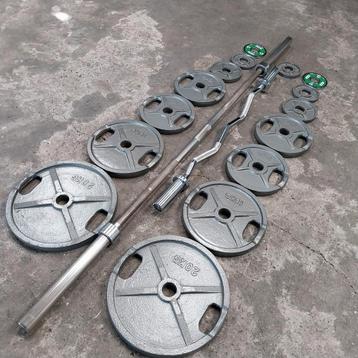 120 kilo Olympische Gewichten set + verschillende barbells  beschikbaar voor biedingen
