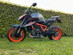 KTM 1290 Super Duke R (2022) met veel opties!, Motoren, Motoren | KTM, 2 cilinders, Handvatverwarming, Particulier, Meer dan 35 kW