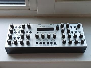 Mutable Instruments SHRUTHI XT  beschikbaar voor biedingen