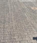 ROOIKORTING 2.000m2 grijs betonklinkers keiformaat bkk bss, Tuin en Terras, Tegels en Klinkers, Bij dit gebruikte product niet meer te achterhalen.